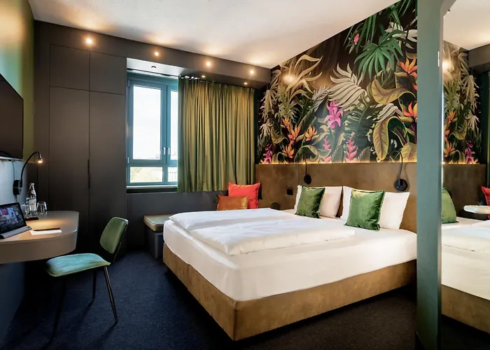 Otel Rugs 3*
