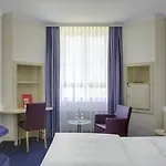 Rugs Augsburg, Trademark Collection By Wyndham Ξενοδοχείο