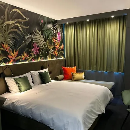 Intercityhotel 3*