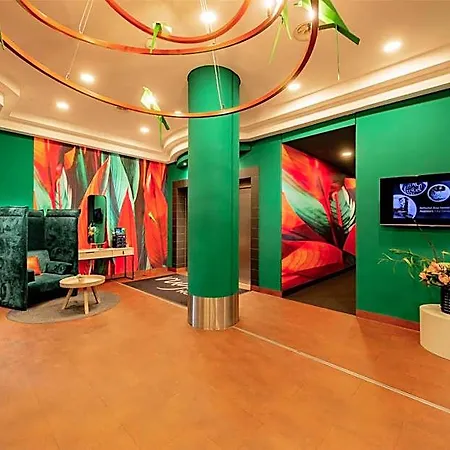 Rugs Augsburg, Trademark Collection By Wyndham فندق