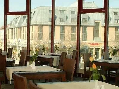 Intercityhotel Hotel 3*